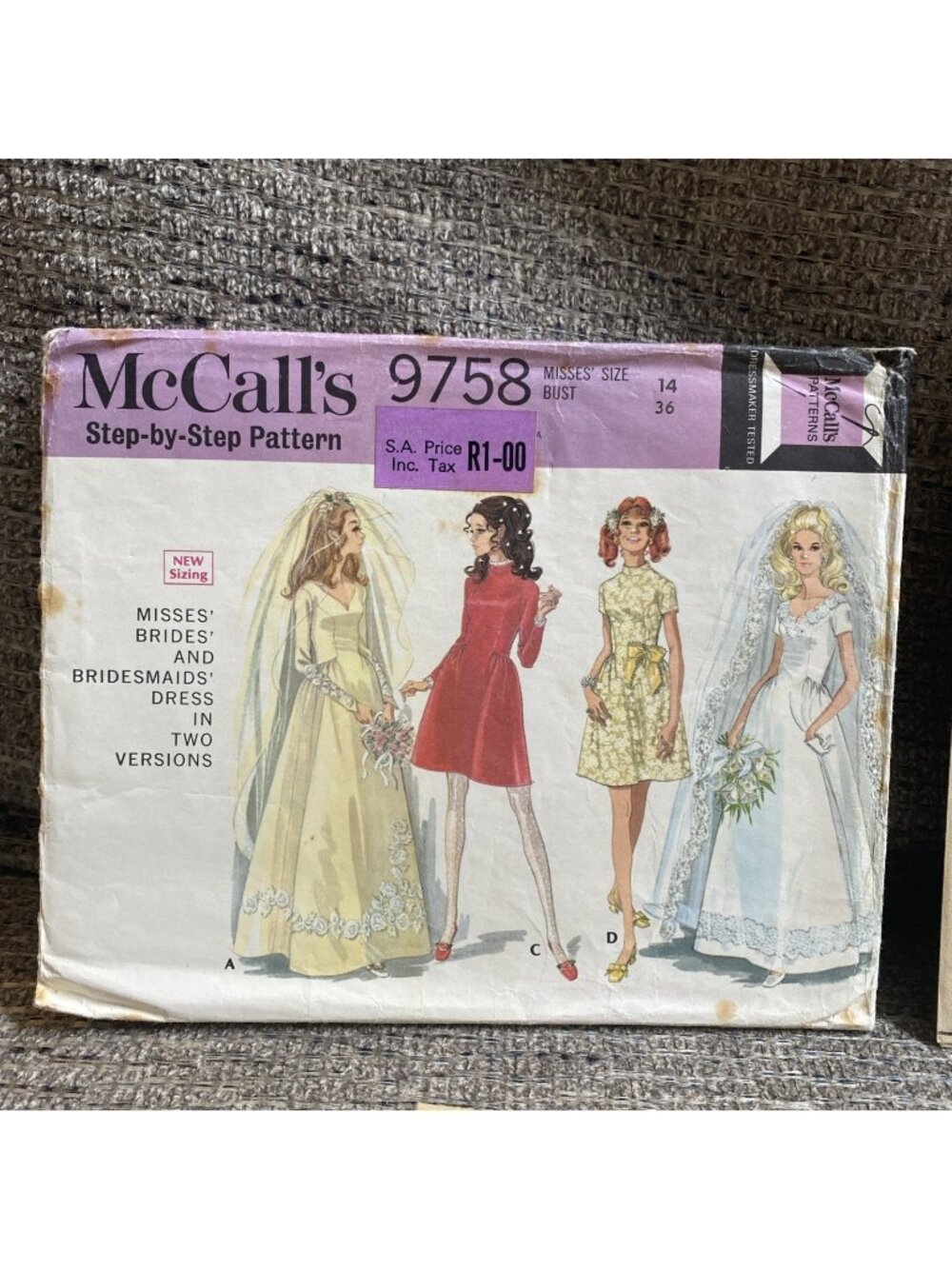 1969 McCalls 9758 Bridal Bridesmaid Dress Pattern Size 14 B36 Complete Part Cut